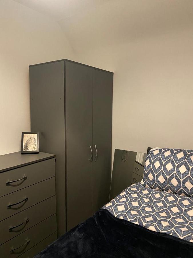 Cosy 3 Bedroom House, Free Parking & Wifi Nottingham Dış mekan fotoğraf